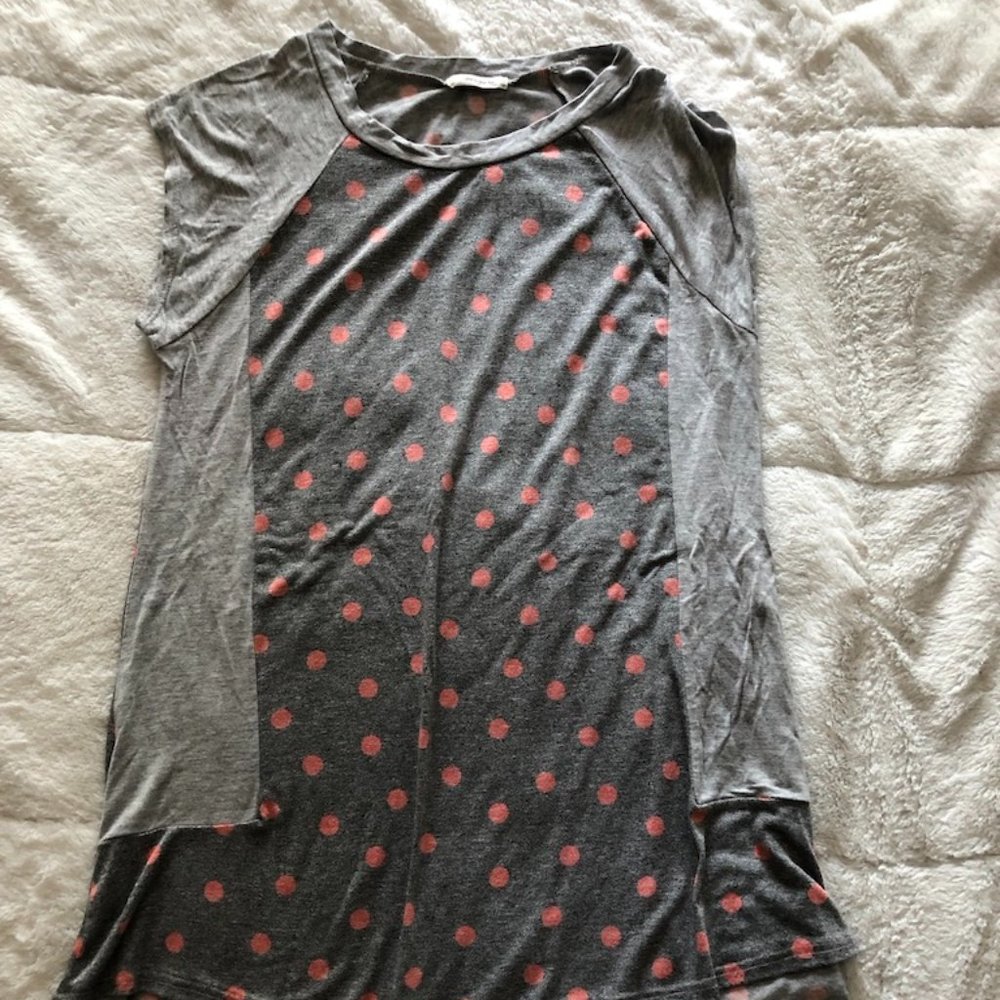 12PM by Mon Ami Grey/Red Heather Short Sleeve Top